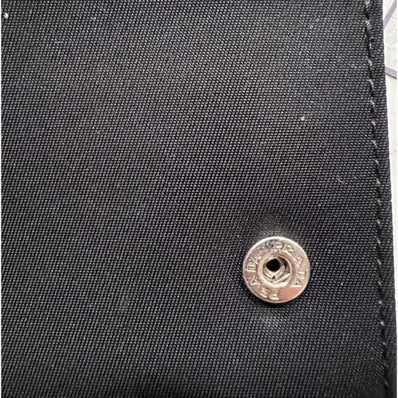 💯Authentic Prada Nylon Tessuto Long Snap Wallet - Picture 6 of 12